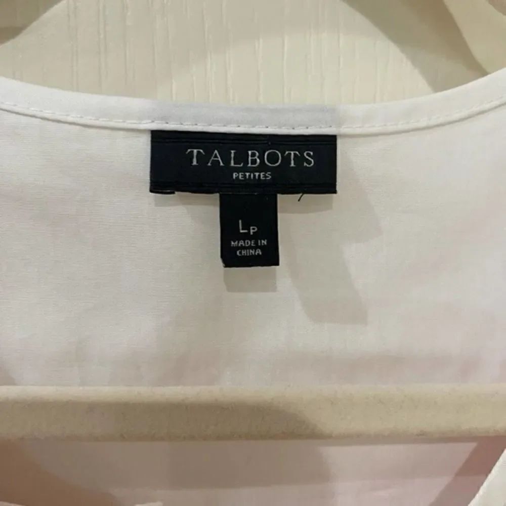 Talbots Embroidered Blouse - Picture 3 of 6